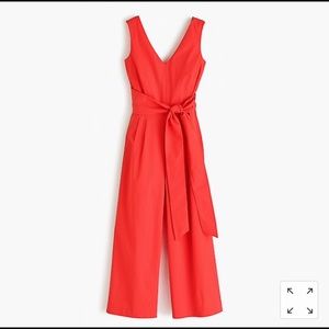 Wrap tie jumpsuit in stretch poplin material